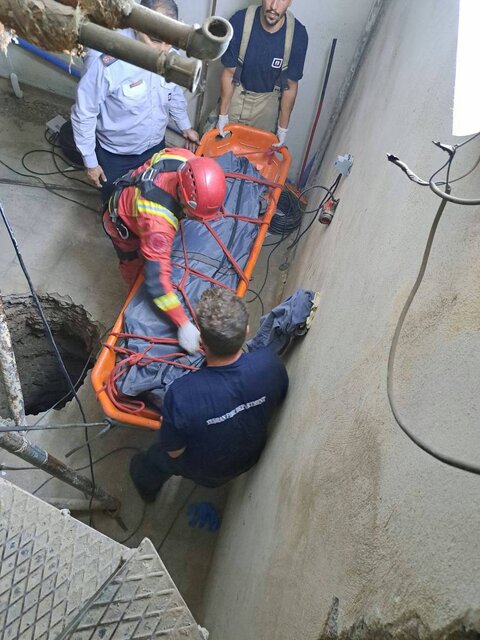 سقوط مرگبار کارگری به عمق ۸۰ متری چاه آب در مرکز تهران