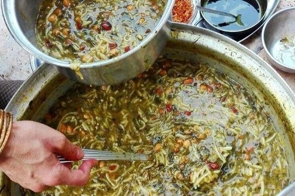 اعتقادات و خرافات درباره غذاهای شب سال نو